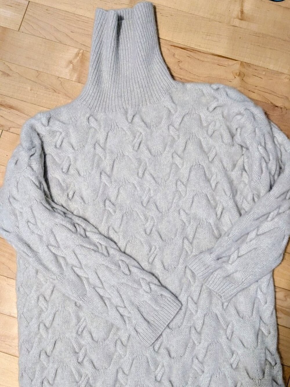 TSE turtleneck sweater